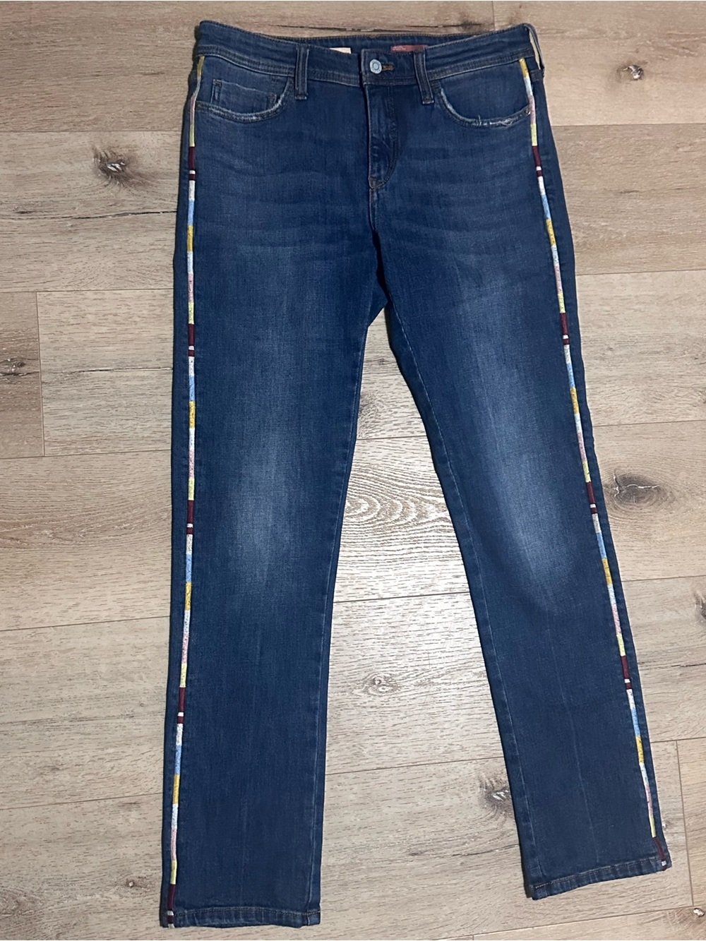Pilcro Straight Leg Jeans with Multicolor Side stitch